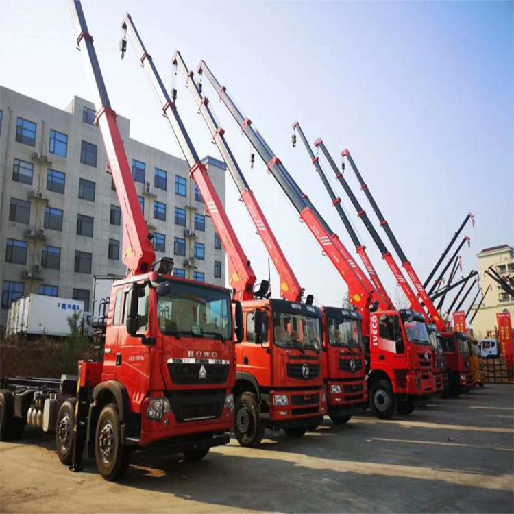 沂南租专业吊车电话