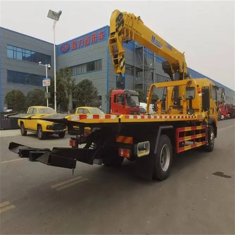 沂南附近小随车吊出租电话，轻松解决搬运烦恼